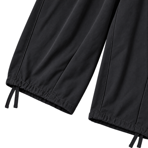 Utility Wide-Leg Cargo Pants Black — hem closeup