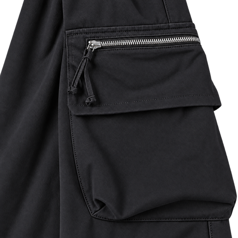 Utility Wide-Leg Cargo Pants Black — pocket closeup